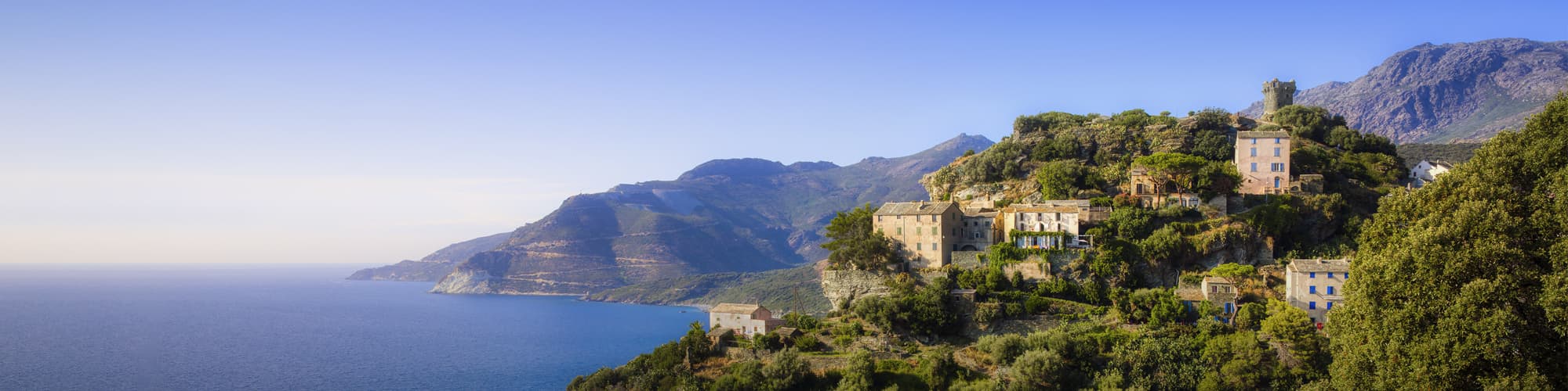 Bord de mer et îles Corse © RolfSt