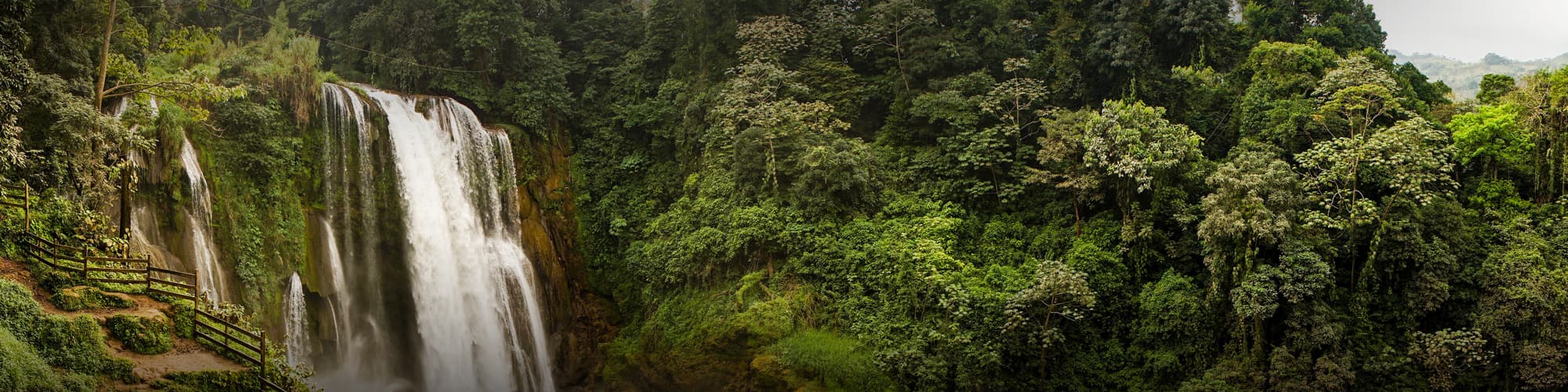 Découverte Honduras © Christopher / Adobe Stock