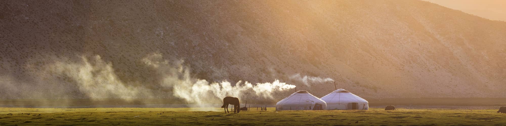 Voyage Montagne Mongolie © Travel Stock / Adobe Stock