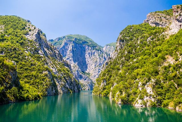 Voyage : Des Alpes albanaises à la mer Voyage Des Alpes albanaises à la mer