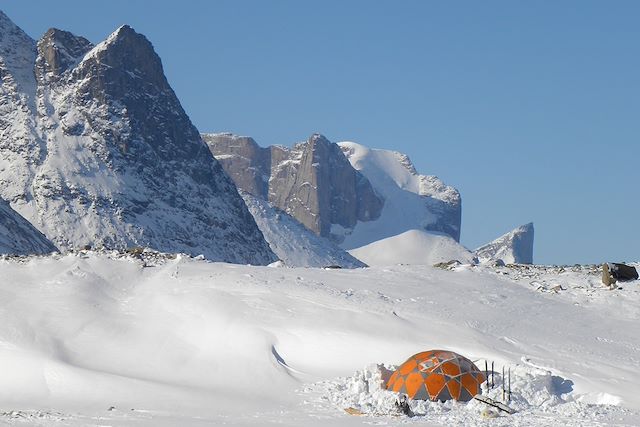 Voyage : Baffin, Traversée de la cordillère Arctique Voyage Baffin, Traversée de la cordillère Arctique