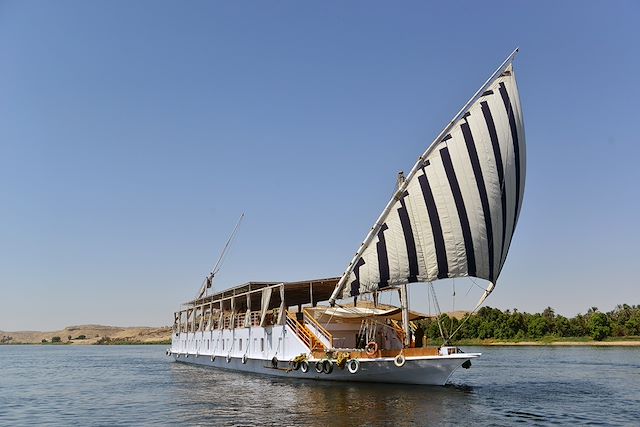 Navigation : Croisière pharaonique sur le Nil en dahabeya Voyage Croisière pharaonique sur le Nil en dahabeya