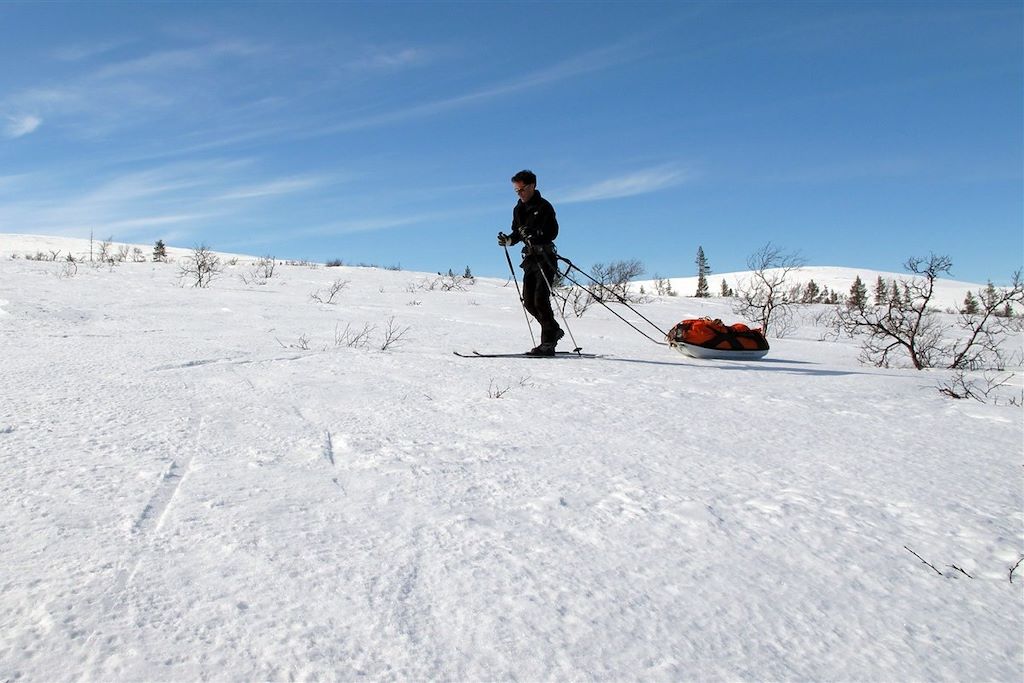Voyage Ski, pulka et bivouac à travers la Laponie