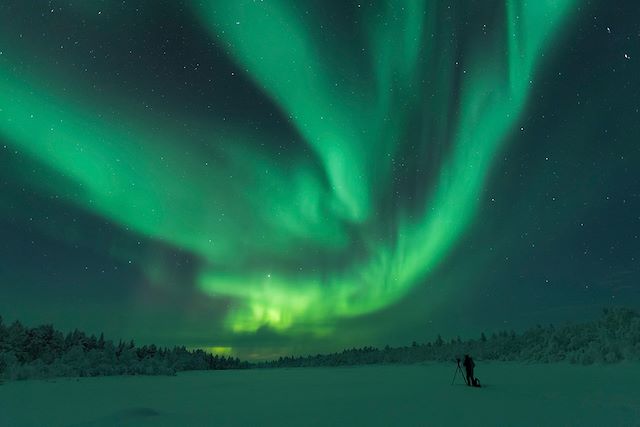 Raquette : Aventures same au lac Inari Voyage Aventures same au lac Inari