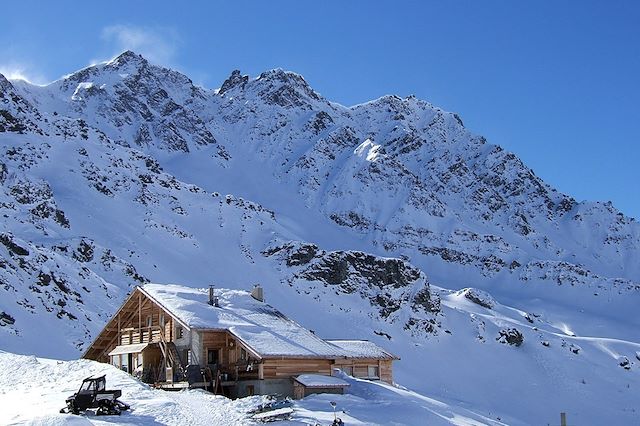 Raquette : Magie d'une fin d'année dans le Queyras Voyage Magie d'une fin d'année dans le Queyras