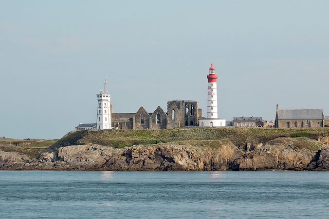 Bord de mer et îles : De Brest à l'île d'Ouessant Voyage De Brest à l'île d'Ouessant