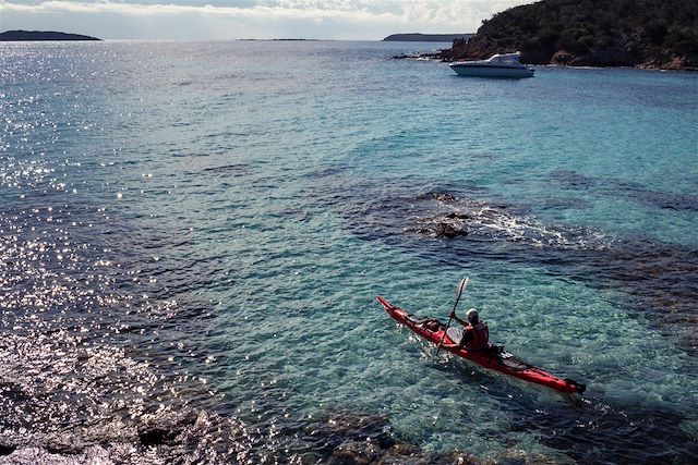 Kayak et canoë : Les criques cachées de Corse en kayak Voyage Les criques cachées de Corse en kayak