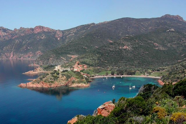 Voyage : Mare e Monti, le sentier des côtes corses Voyage Mare e Monti, le sentier des côtes corses