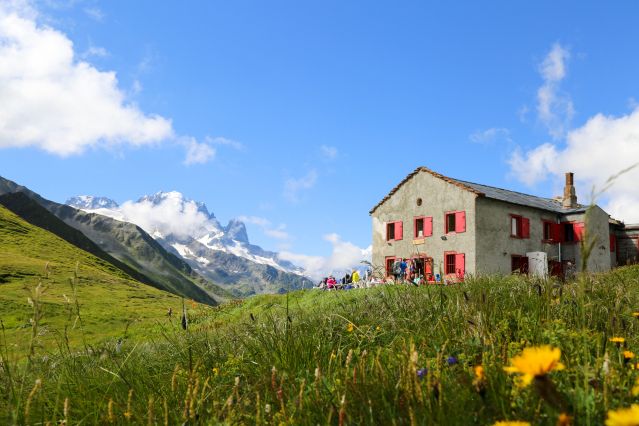 Voyage Le tour du Mont-Blanc confort (7 étapes) 1