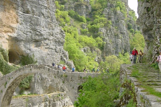 Forêts, collines, rivières et lacs : Canyons et villages du Zagori sauvage Voyage Canyons et villages du Zagori sauvage
