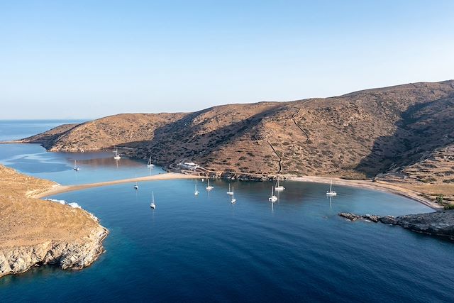 Voyage Cap sur l'île de Kythnos et escale libre à Athènes