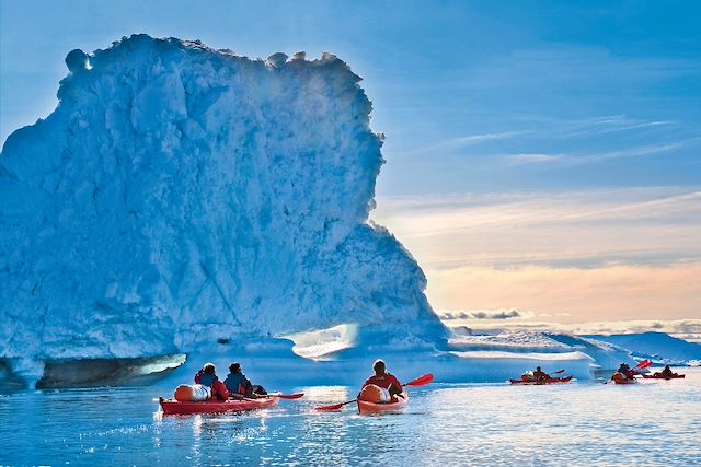 Voyage : Kayak et randonnée entre icebergs et glaciers Voyage Kayak et randonnée entre icebergs et glaciers