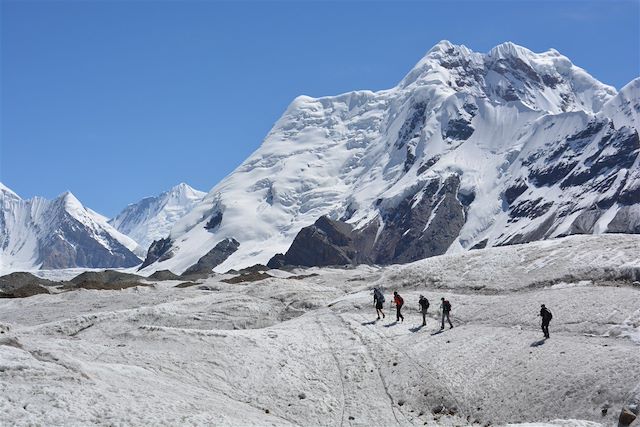 Glacier : Trek sur les glaciers des monts Célestes Voyage Trek sur les glaciers des monts Célestes