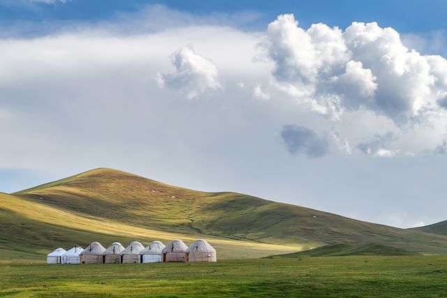 Voyage Steppes infinies et pics célestes