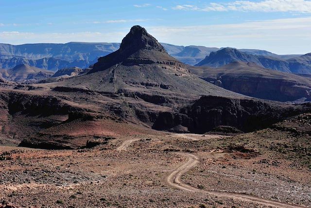 Voyage : Sagho, randonnée berbère entre montagne et désert Voyage Sagho, randonnée berbère entre montagne et désert