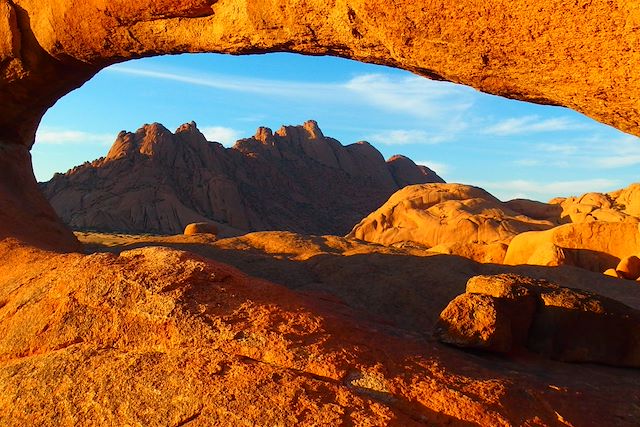 Safari : Safari, dunes et ethnies Voyage Safari, dunes et ethnies