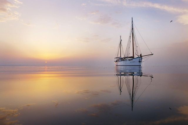 Voyage Chasse aux Aurores Boreales sur un vieux gréement 