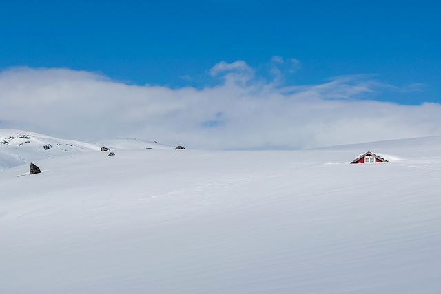 Voyage : Raid en ski pulka sur le plateau du Hardanger Voyage Raid en ski pulka sur le plateau du Hardanger