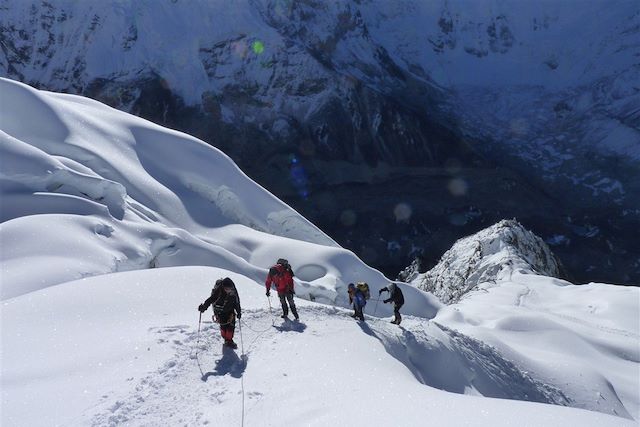Alpinisme : Island Peak (6189m) Voyage Island Peak (6189m)