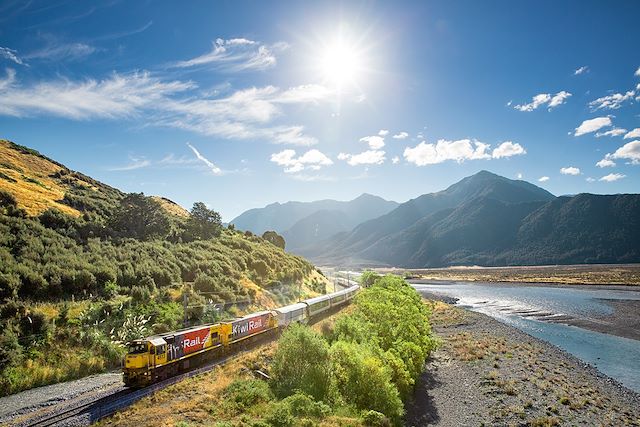 Voyage Entre trains mythiques et paysages fantastiques
