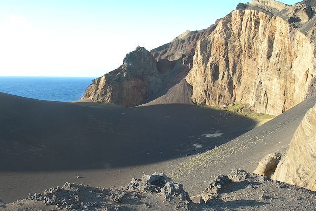 Bord de mer et îles : Echappée atlantique ; Faial, Flores, Corvo et Pico Voyage Echappée atlantique ; Faial, Flores, Corvo et Pico