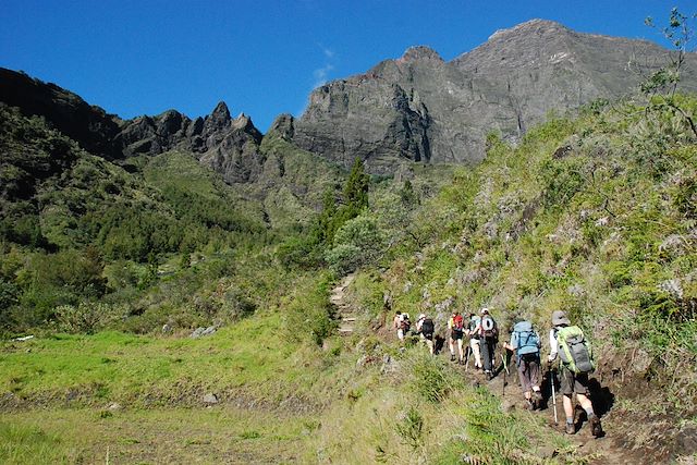 Voyage : Du cœur de Mafate au Piton de la Fournaise Voyage Du cœur de Mafate au Piton de la Fournaise