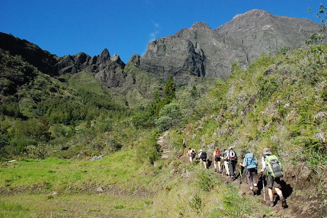 Piton de la Fournaise : Traversée intégrale de "l'île intense" Voyage Traversée intégrale de "l'île intense"
