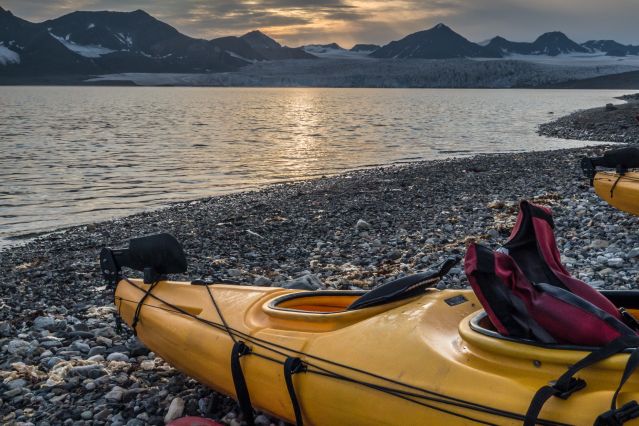 Voyage Au-delà du 80ème parallèle en kayak