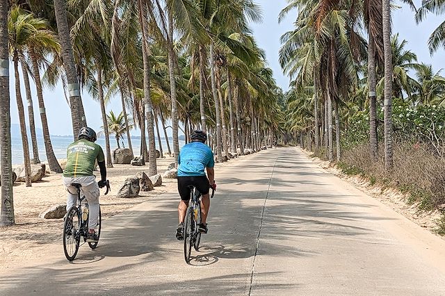 Voyage : De Bangkok à Khao Sok à vélo Voyage De Bangkok à Khao Sok à vélo