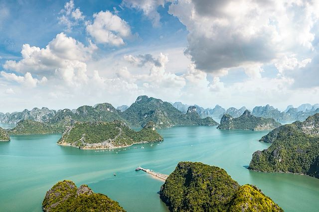 Voyage : Tribus du Tonkin, Halong et Cité Impériale Voyage Tribus du Tonkin, Halong et Cité Impériale