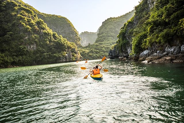 Voyage : Aventure autonome : entre baies d’Halong et Hoi an Voyage Aventure autonome : entre baies d’Halong et Hoi an