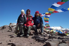 Ils ont fait le tour du monde en famille Ils ont fait le tour du monde en famille